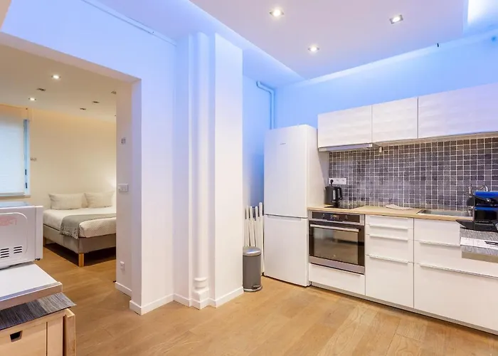 Victor Hugo Flat